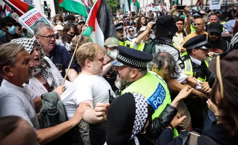 الشرطة البريطانية تعتقل عشرات المؤيدين لحركة "فلسطين أكشن"