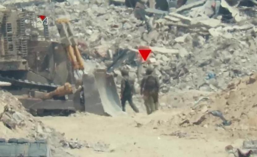12 مقاومًا حاولوا خطف جنود... جيش الاحتلال يكشف تفاصيل "حادثةً خطيرةً" بخان يونس
