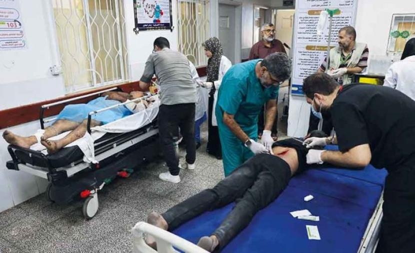 مستشفى شهداء الأقصى بغزة: نحذِّر من كارثة وشيكة بسبب نفاد كميات الوقود اللازمة