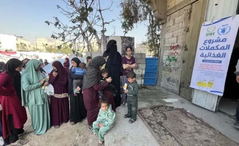 تقرير المكمِّلات الغذائيَّة في غزَّة... حين يتحوَّل "طعام الأطفال" إلى وجبة للجميع