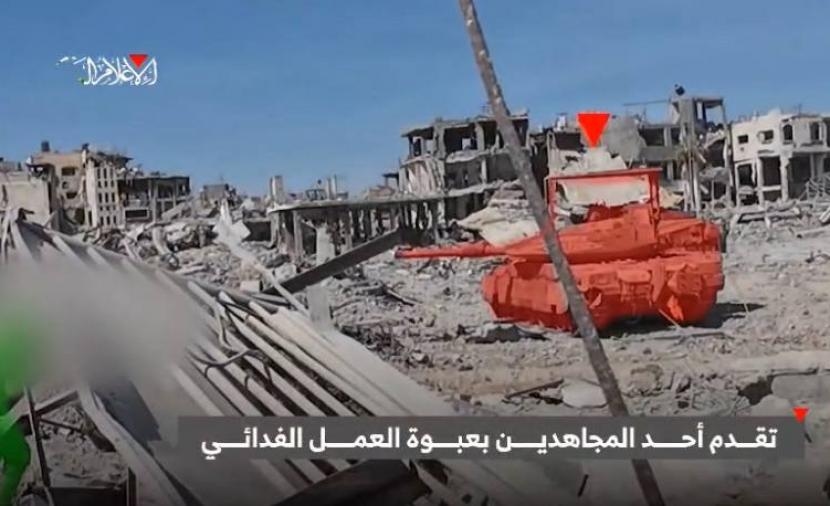 بالفيديو كتائب القسام تبث مشاهد من استهداف جنود وآليات الاحتلال في جباليا
