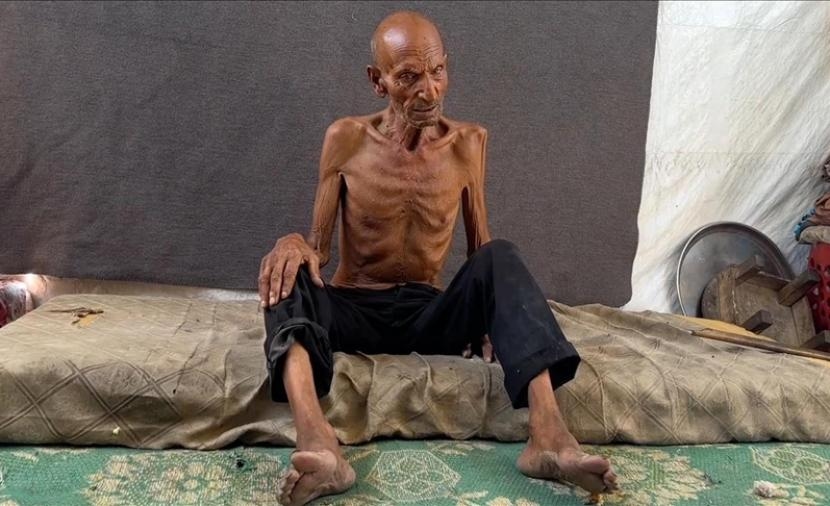 مقرر أممي: "إسرائيل" تدير حملة تجويع جماعيَّة بغزَّة منذ 500 يوم وكلُّ المعلومات كانت مُتاحة للعلن!