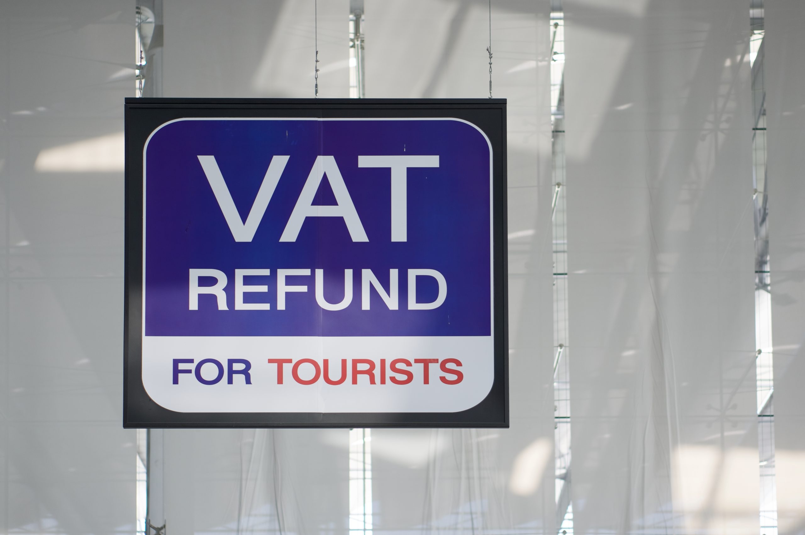 PH implements VAT refund for foreign tourists