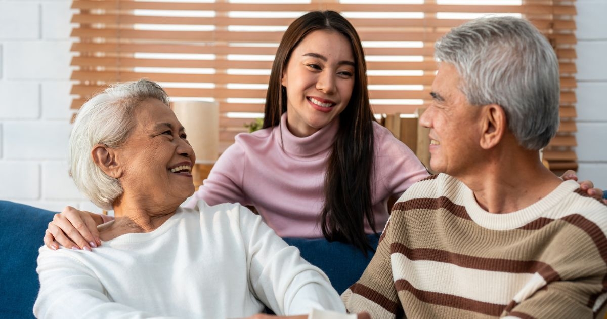 Can you sponsor your parents in the UAE? Learn the process!