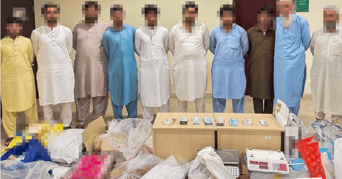 Dubai Police arrest illegal street vendors during Ramadan