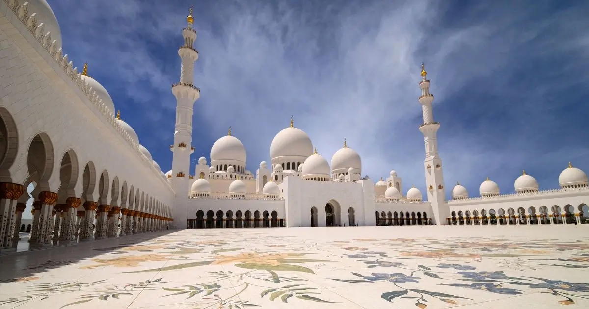 Sheikh Zayed Grand Mosque ranks 8th among world's top attractions, 1st in Middle East — global report