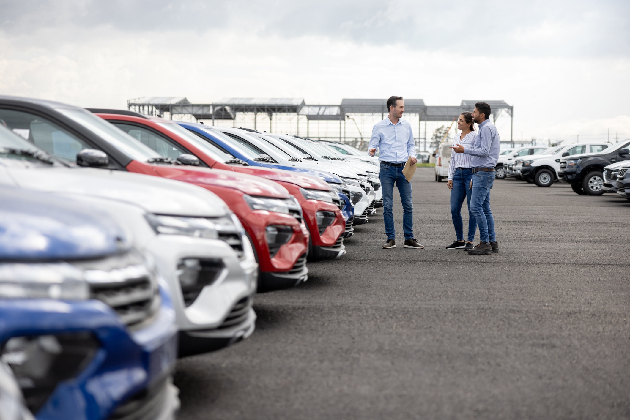 Dubai's car rental sector sees growth in vehicle registrations, new firms in 2024