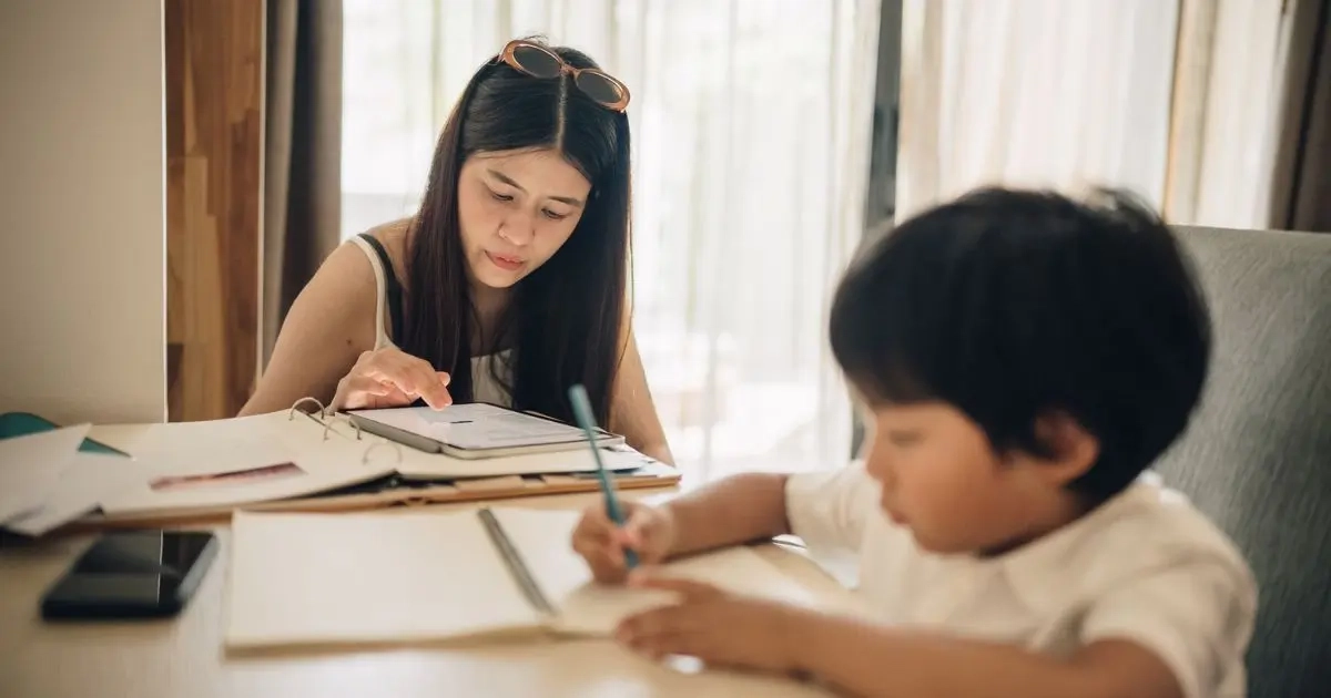 Looking for extra kita? Here's how to get a Private Teacher Work Permit in the UAE