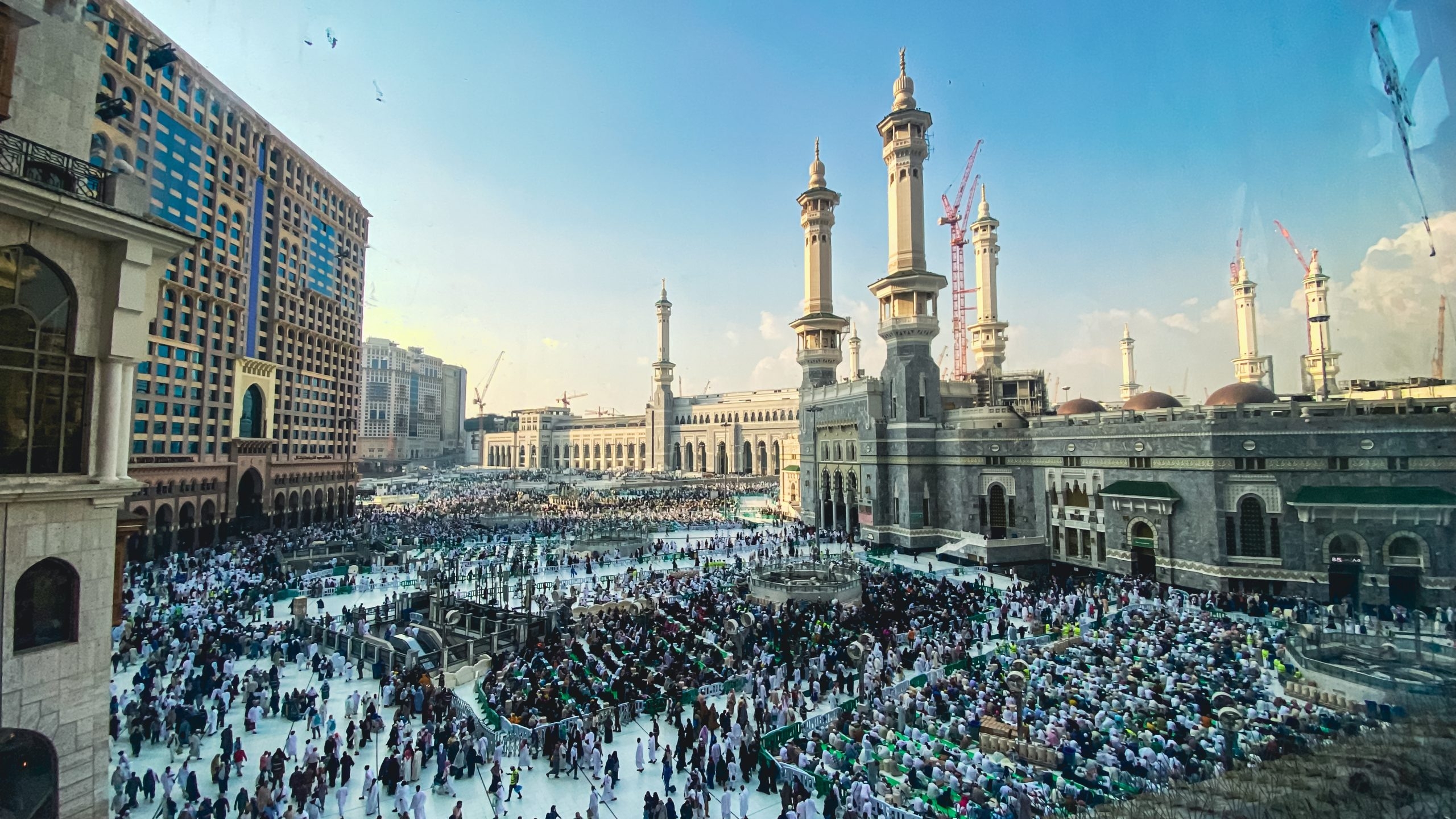 Saudi Arabia sends off over 2,400 pilgrims from various countries after completing Hajj