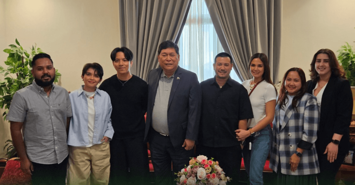 TJ Monterde and KZ Tandingan visit Philippine Embassy in Doha ahead of concert