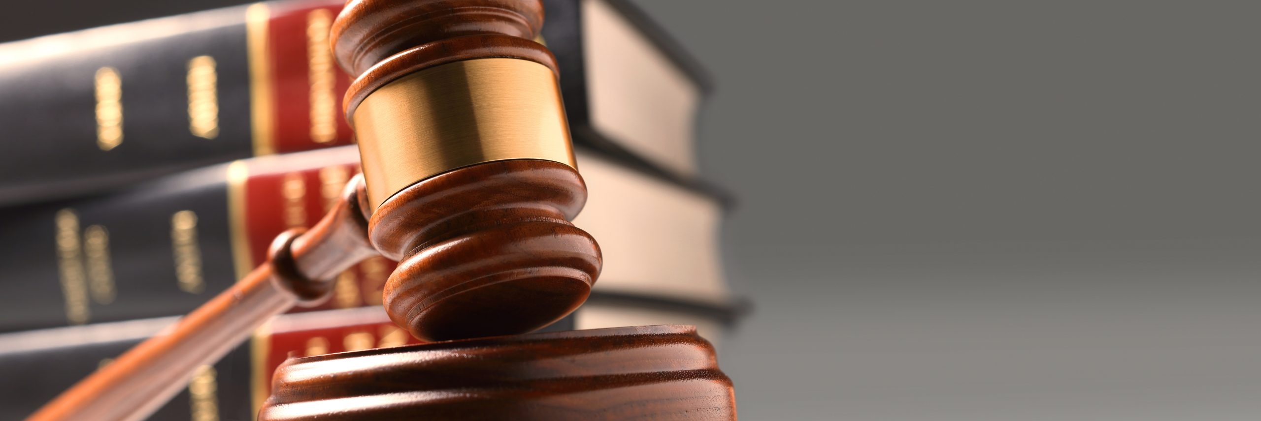 Abu Dhabi Court Orders Dh7,000 Compensation in Online Scam Case
