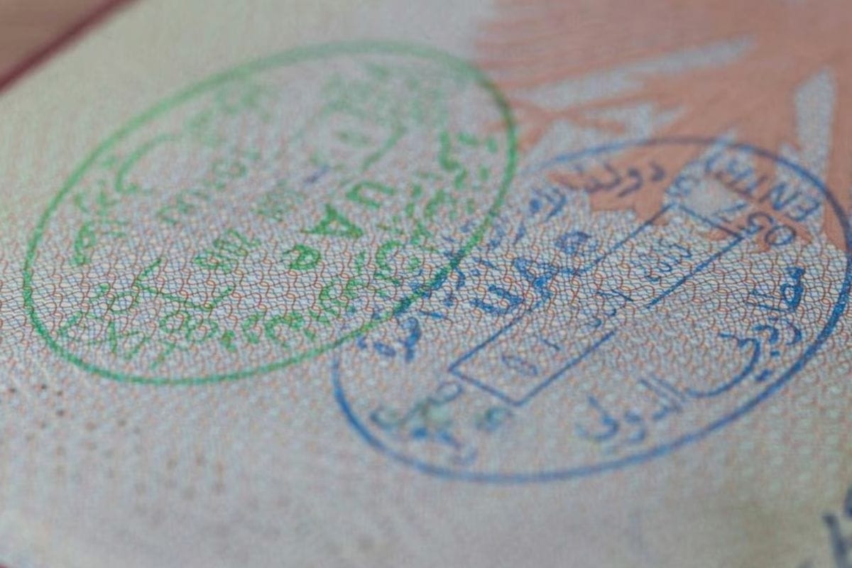 UAE Authorities Intensify Crackdown on Visit Visa Violations, Travel Agents Warn Against Working on Visit Visas