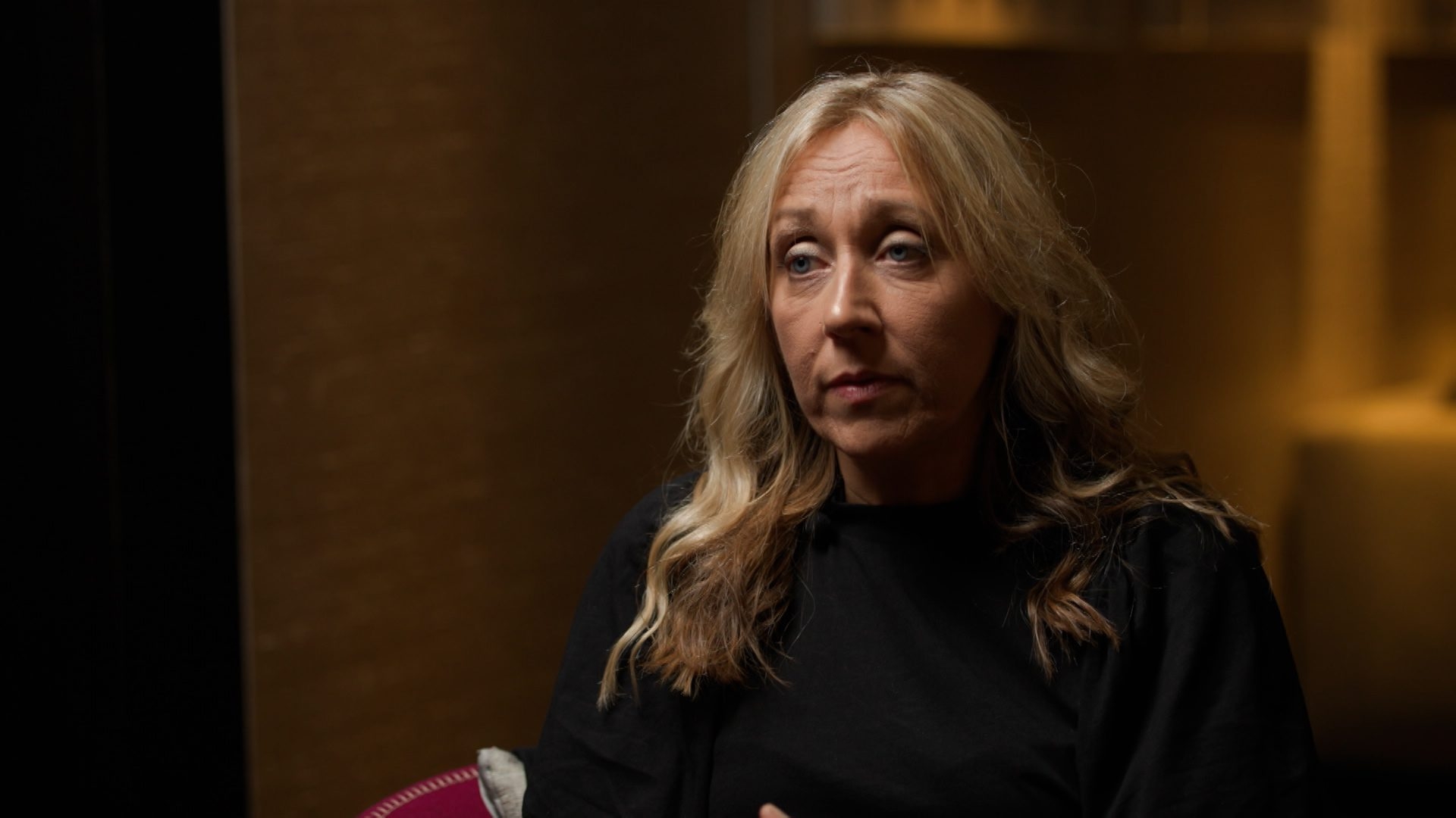 Police apologise and drop threat to prosecute grieving mother