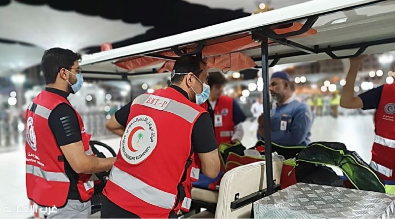 إنقاذ حاج إندونيسي بعد توقف قلبه في المسجد النبوي.. تدخل عاجل يعيد له الحياة