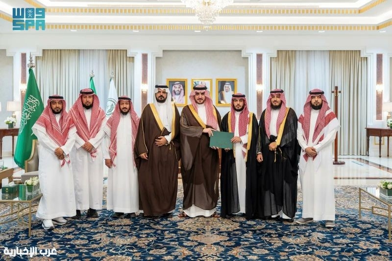 أمير الجوف يشيد بجهود جمعية تحفيظ القرآن الكريم بصوير ويؤكد دعم القيادة لهذا القطاع
