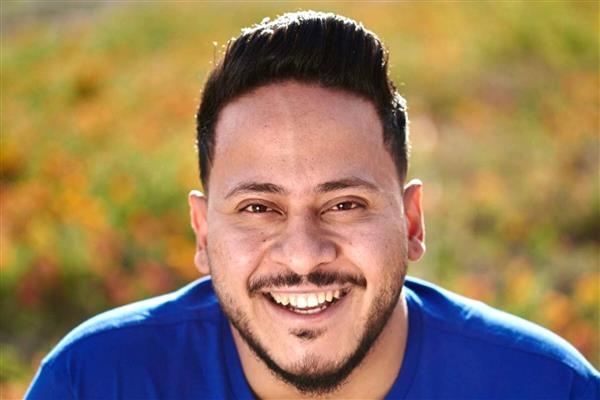 كريم عفيفي يشيد بـ «روكي الغلابة».. ويودّع لطفي لبيب بكلمات مؤثرة