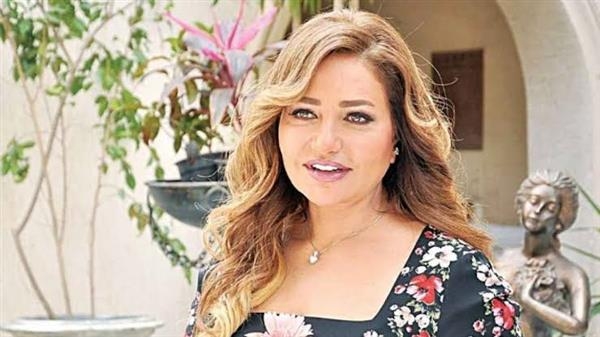«كنا بنحبك أوي».. ليلى علوي تنعى الفنان الراحل سليمان عيد