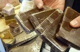 خلال حملات أمنية.. ضبط أكثر من 35 كيلو جرام مواد مخدرة متنوعة بحوزة 11 متهمًا بأسوان ودمياط