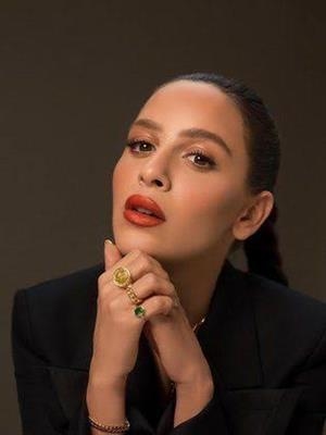 جميلة عوض في ثلاثة أفلام دفعة واحدة
