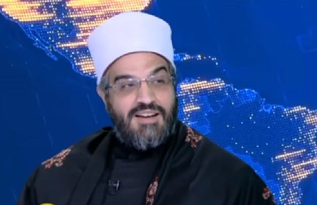 هل الظواهر الطبيعية عقاب من الله؟.. عمرو الورداني يجيب