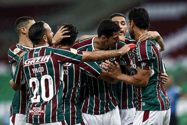 فلومينينسي ينضم للمربع الذهبي بالدوري البرازيلي
