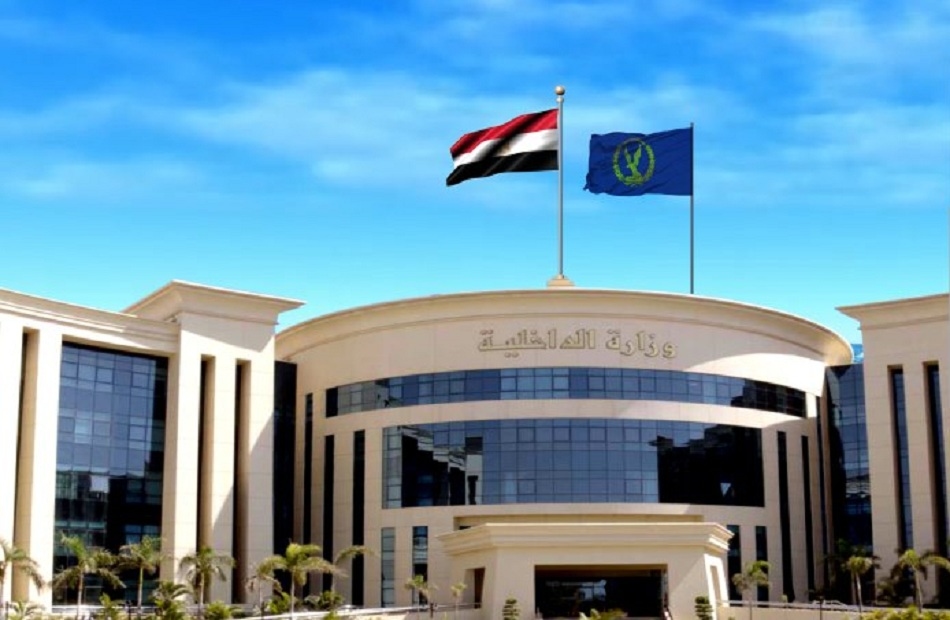 صاحب محل يختلق رواية كاذبة عن «ضابط ومجند».. والداخلية تتحرك