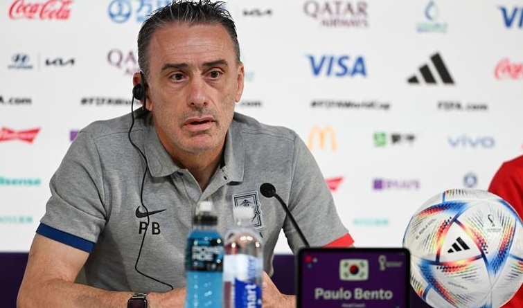 إقالة بينتو من تدريب منتخب الإمارات