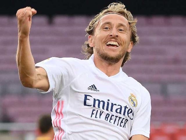 إنتر ميلان ينافس الاتحاد والنصر على مودريتش