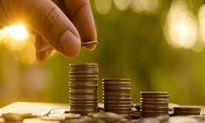 هل يجوز إعطاء زكاة المال للأبناء؟.. أمين الفتوى يوضح