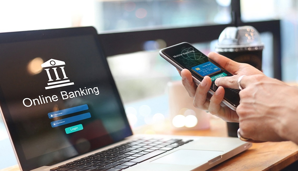 تقرير: خيارات الدفع الرقمي واللاتلامسي أحدثت تحولًا كبيرًا في الخدمات المصرفية