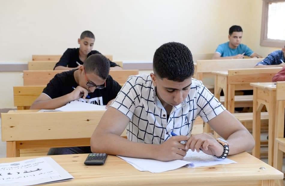 انتظام لجان امتحانات الدور الثانى للثانوية العامة بالغربية
