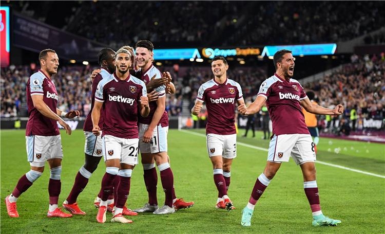مواعيد مباريات اليوم الإثنين 10 -3