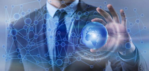 أستاذ علوم سياسية: العولمة تتآكل.. والقيم العالمية تنهار أمام الأزمات