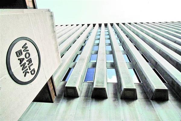 البنك الدولي يتوقع انخفاض أسعار السلع عالميًا بسبب تباطؤ النمو الاقتصادي