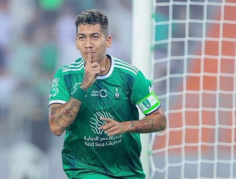 البرازيلي فيرمينو أفضل لاعب في دوري أبطال آسيا