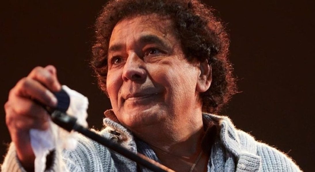 محمد منير: أشكر كل جمهوري على سؤالهم عني وأستأنف نشاطي بهذه الأغنية