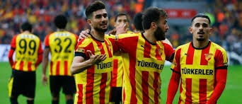 جوزتبه يتأهل لقبل نهائي كأس تركيا بثلاثية في بشكتاش
