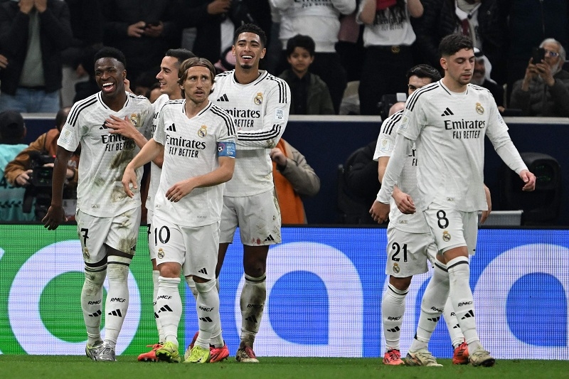 تحركات عاجلة من ريال مدريد بعد خسارة "الكلاسيكو"