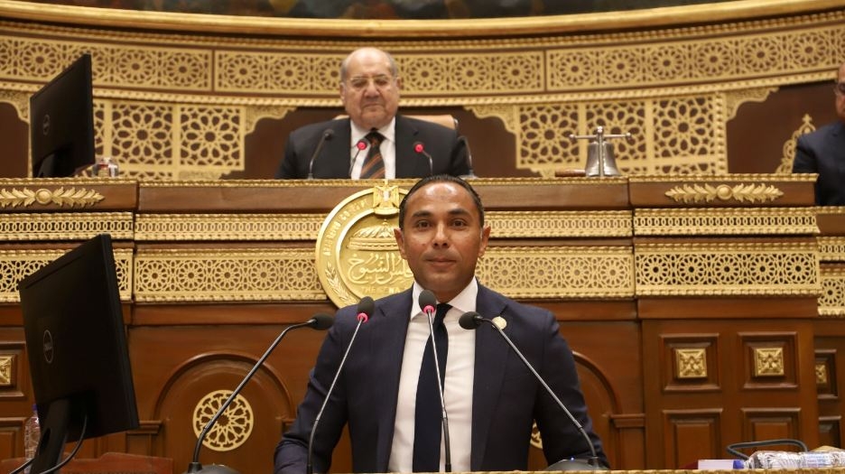 النائب محمد أبو غالي: تخفيض رسوم عبور السفن بقناة السويس يحمل مكاسب اقتصادية عظيمة لمصر