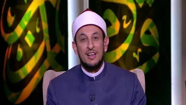 الشيخ رمضان عبدالمعز: التقوى هي سر السعادة.. وبالصبر والتقوى تُلين الحديد