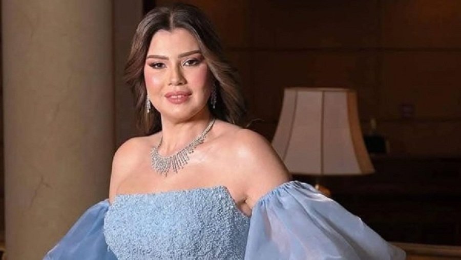 إطلالة جديدة لرانيا فريد شوقي.. وتعلق: "فيفا زلاطا"