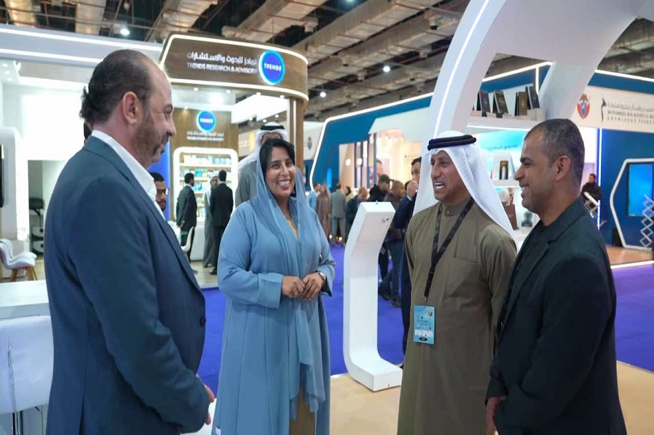 شهد زيارات رسمية وأدباء مصريين وعرب.. جناح الفجيرة يشارك لأول مرة بمعرض القاهرة للكتاب