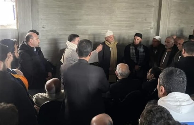 خلال جلسة عرفية.. عبد العزيز مخيون يتصالح مع أسرة شاب دهسه نجله بالسيارة