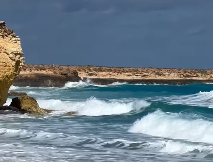بين الماء والخضرة والكهوف البحرية.. قرية «المثاني» صاحبة أجمل الإطلالات الساحرة على بحر مطروح