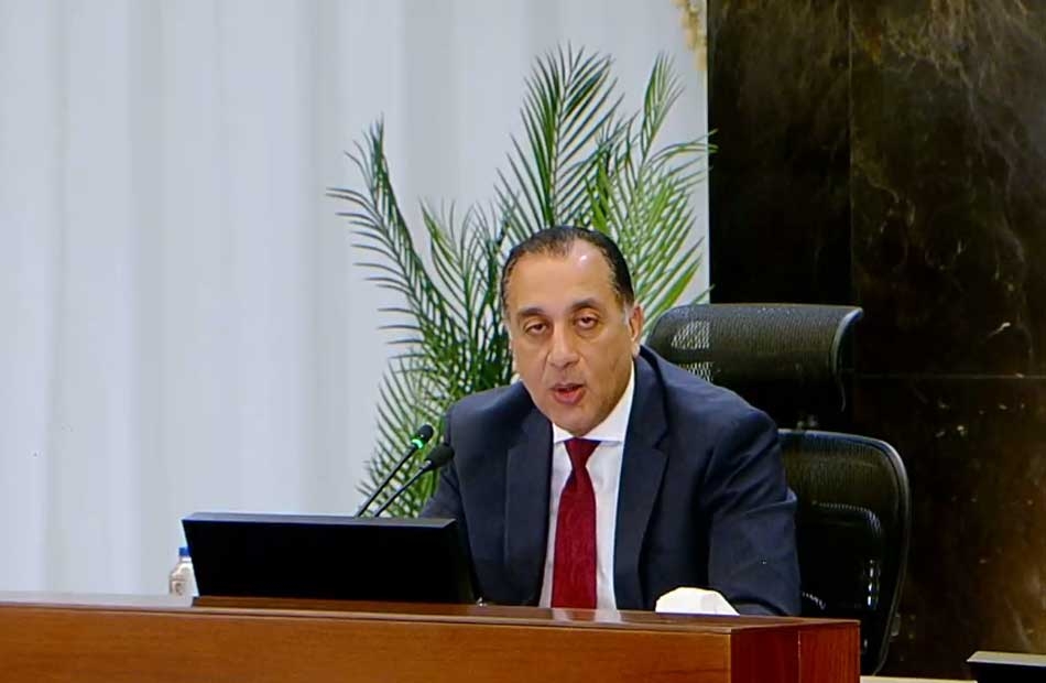 لقاءات واجتماعات ومتابعات للبرامج والملفات الحيوية.. أبرز أنشطة رئيس مجلس الوزراء هذا الأسبوع