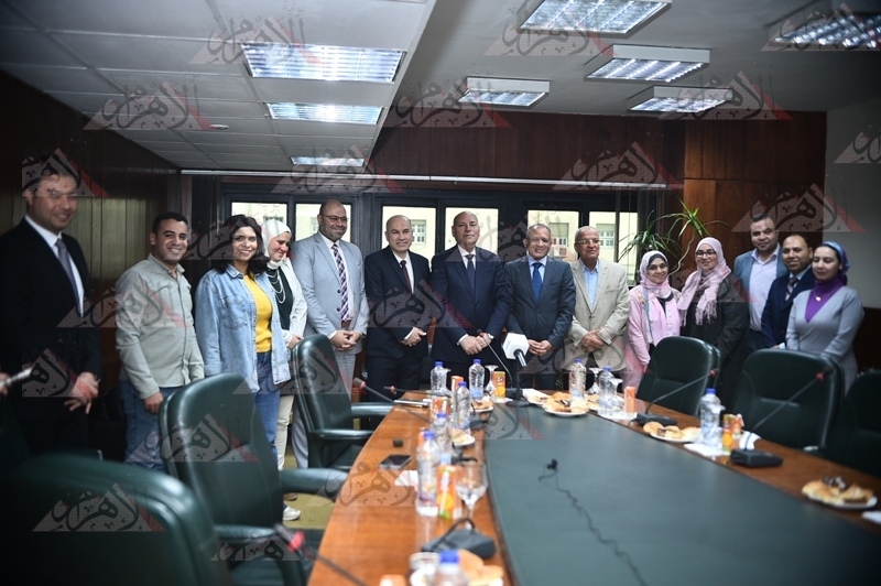 محافظ القاهرة: المجتمع المدني له دور فاعل في التنمية.. ونجاح مسئول المحليات مرتبط بتفعيل هذا الدور