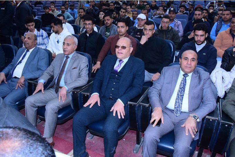 رئيس جامعة سوهاج يشهد ختام مسابقة بطولة كمال الأجسام