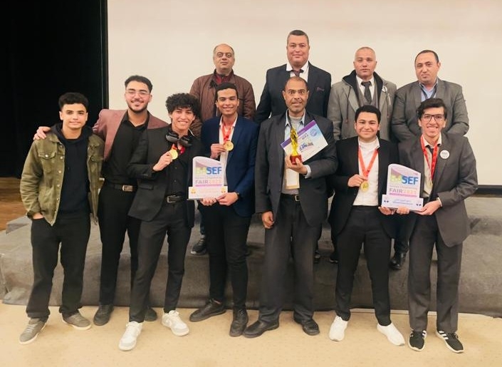 تعليم مطروح: حصول 4 طلاب بالمدرسة النووية على المركزين الأول والثاني بمعرض مكتبة الإسكندرية