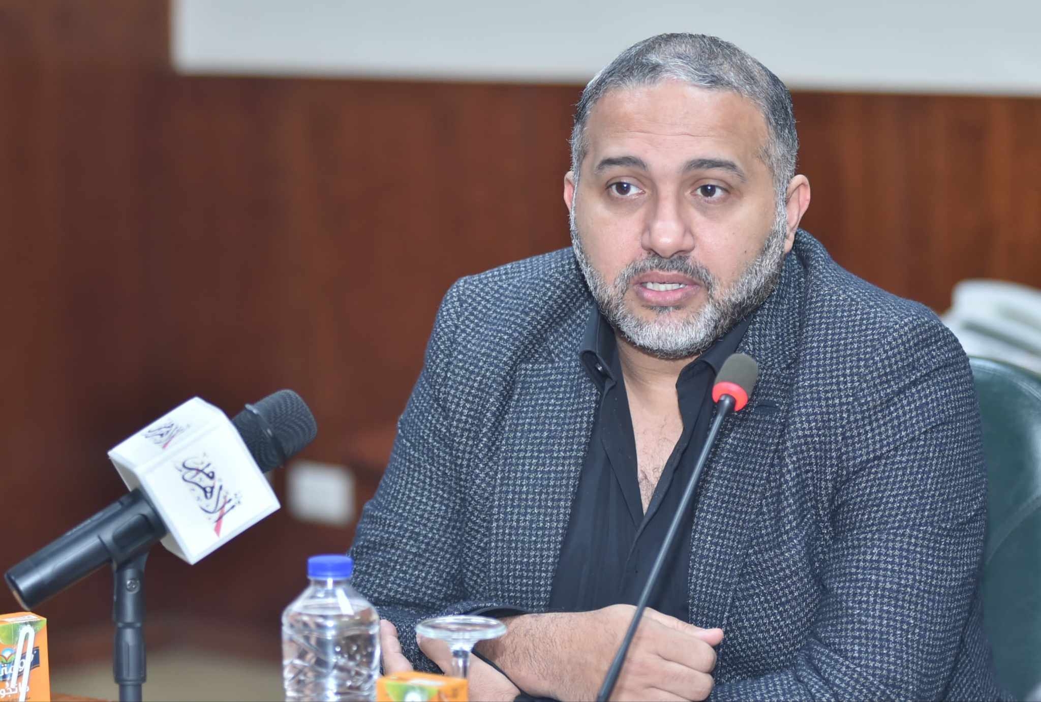 رؤوف عبد العزيز يكشف سبب التفكير في عمل الجزء الثاني من "أهل الخطايا" في ندوة "بوابة الأهرام"