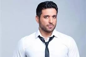 حسن الرداد: تلقيت عروضًا لإحياء حفلات وأفراح بعد نجاح "يا وحشني إديني رنة" و"هوب"